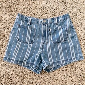 🌻 Women's Style & Co Blue/White High Rise Striped Denim Shorts Size 6